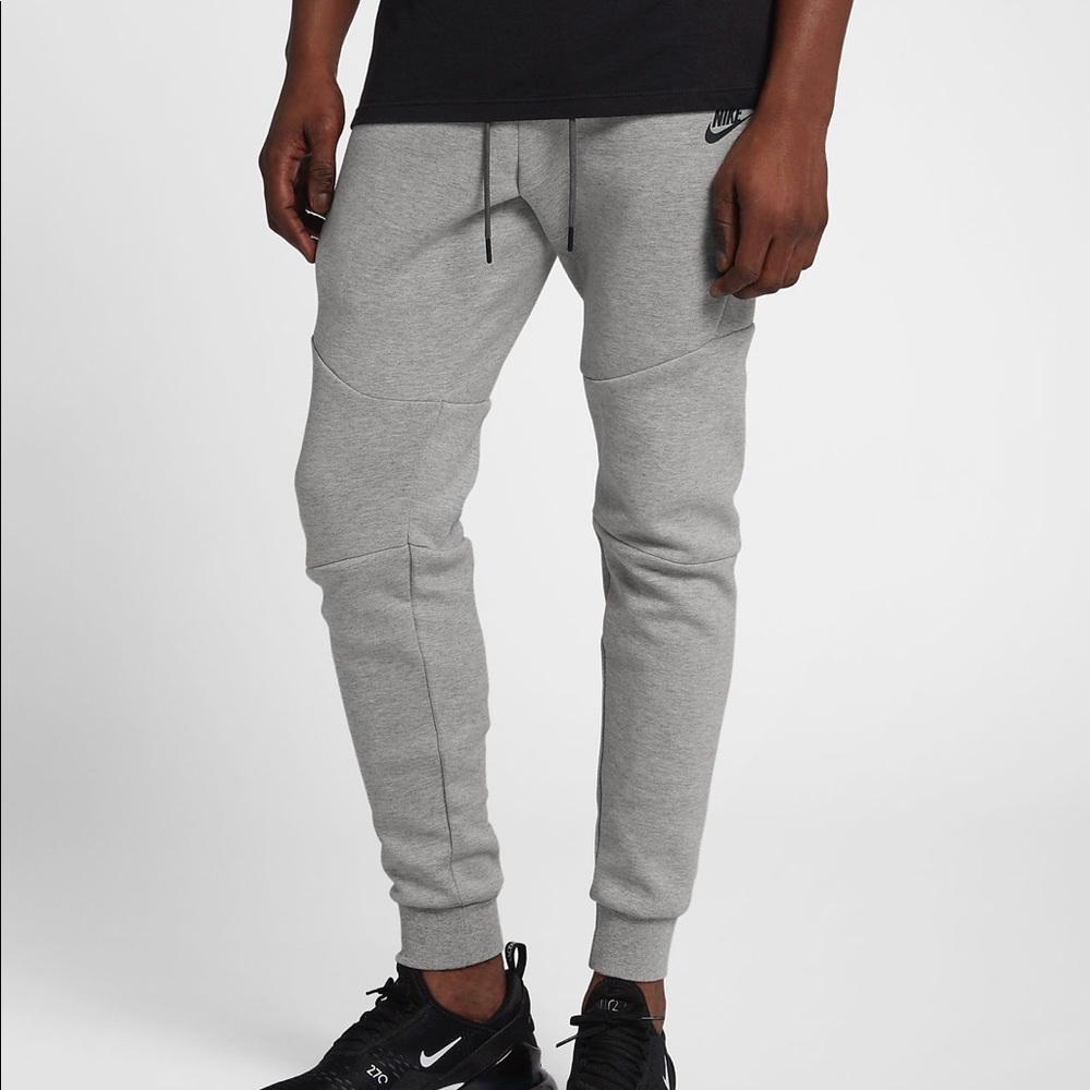 Nike Tech Fleece Joggers, Medium
